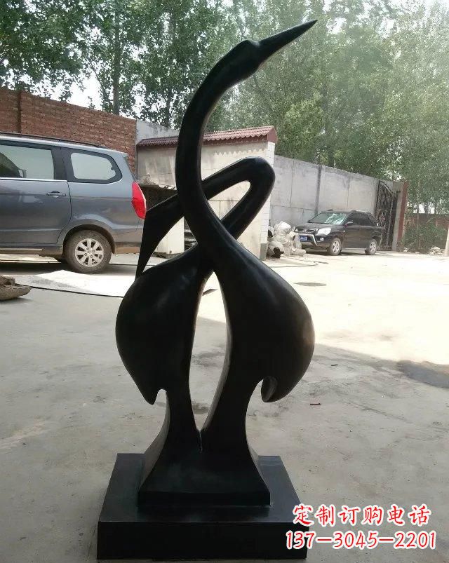 常州抽象天鹅铜雕