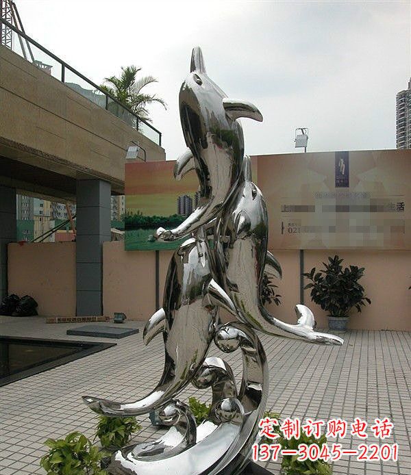 常州创意不锈钢跳跃的海豚雕塑