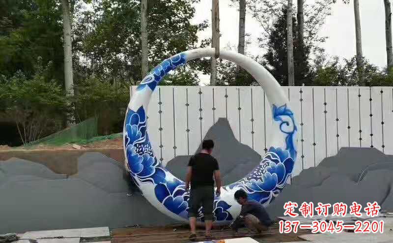 常州美丽的月亮雕塑