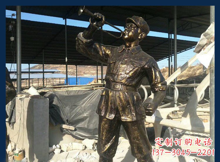 常州吹冲锋号的八路军铜雕