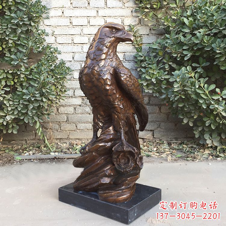 常州铸造精美的老鹰雕塑
