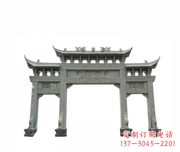常州村口三门牌楼石雕
