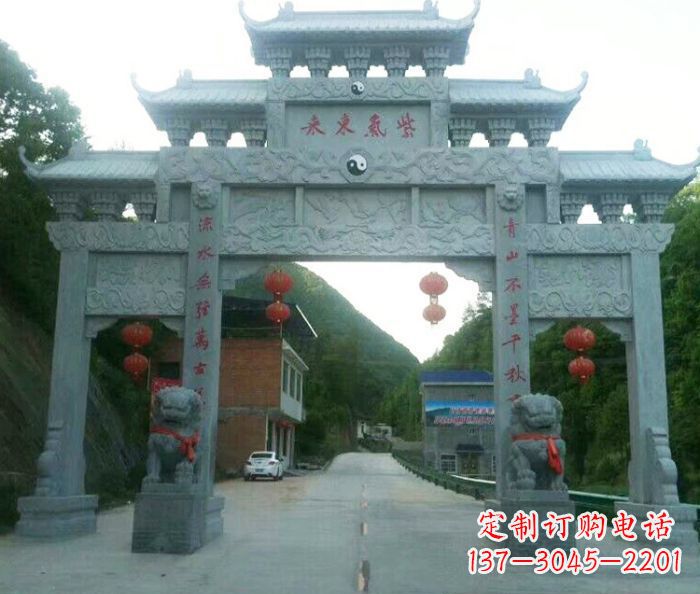 常州“村口三门石雕牌楼——传承文化的艺术”