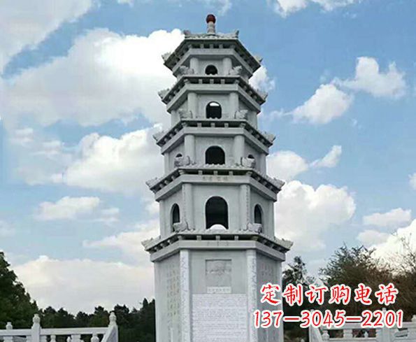 常州神秘的宝塔雕塑