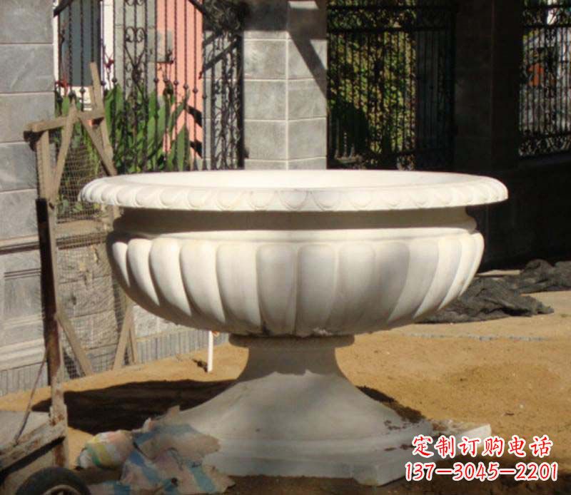 常州大理石花盆雕塑1