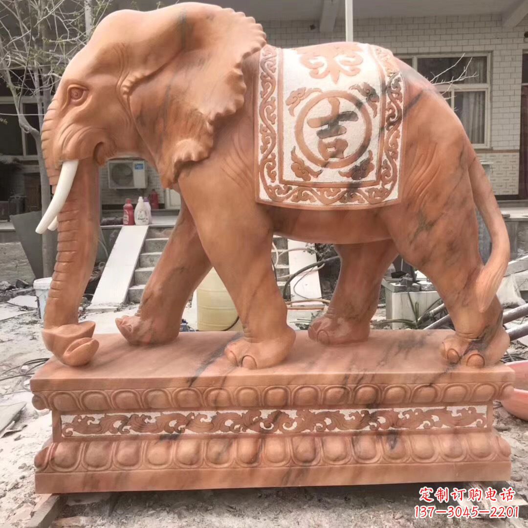 常州大象柱子石雕景区