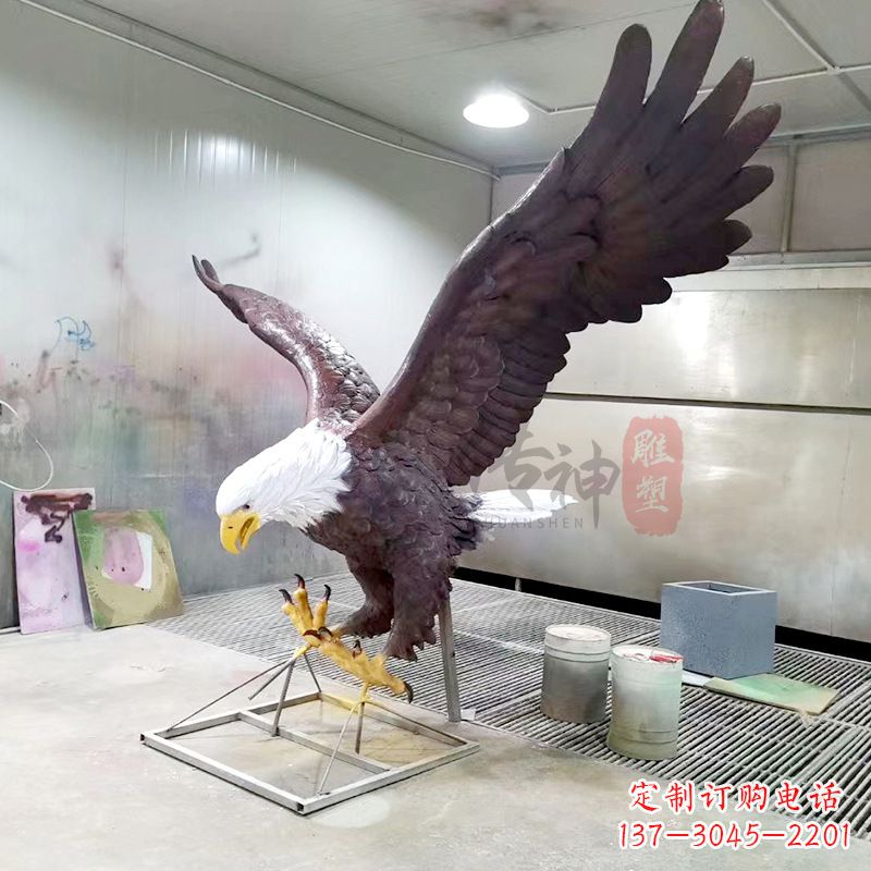 常州优雅老鹰雕塑
