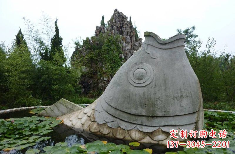 常州大型喷水鲤鱼石雕