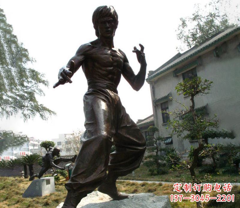 常州传奇人物李小龙铜雕