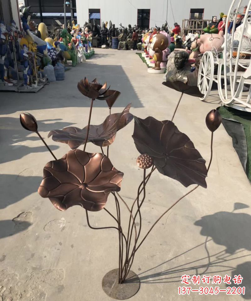 常州精美锻铜荷花雕塑