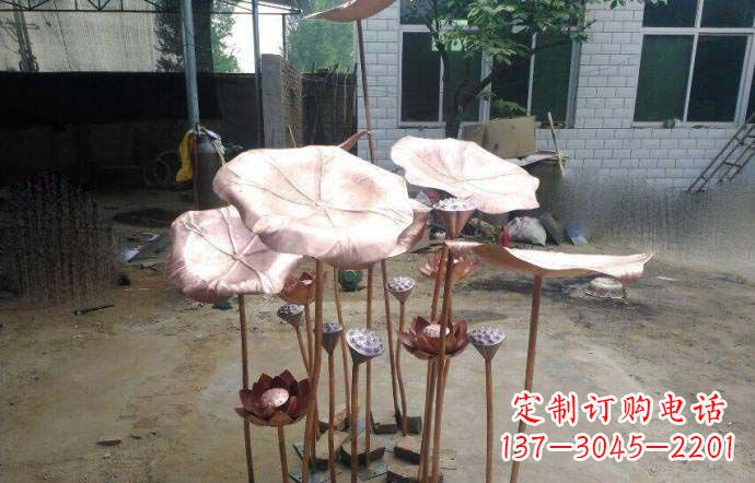 常州锻铜荷叶雕塑