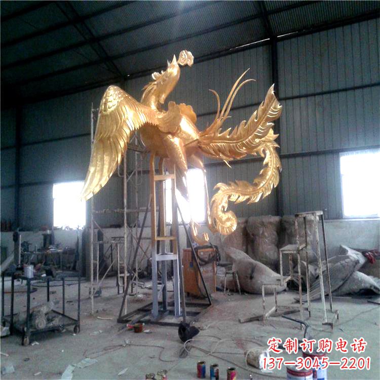 常州锻铜鎏金凤凰吉祥和谐动物雕塑