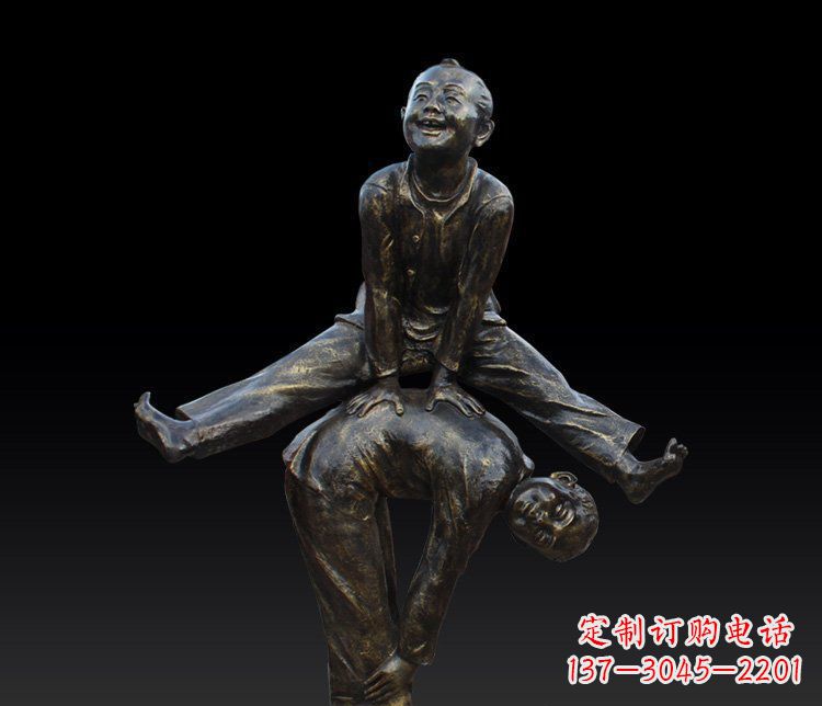 常州儿童跳山羊人物雕塑