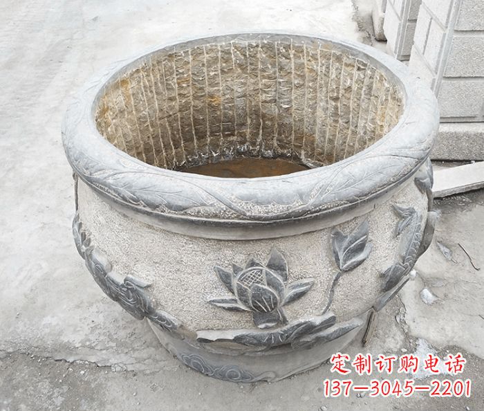 常州仿古荷花鲤鱼雕塑石水缸