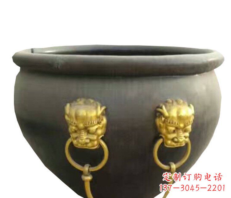 常州仿古鎏金狮子头水缸铜雕塑
