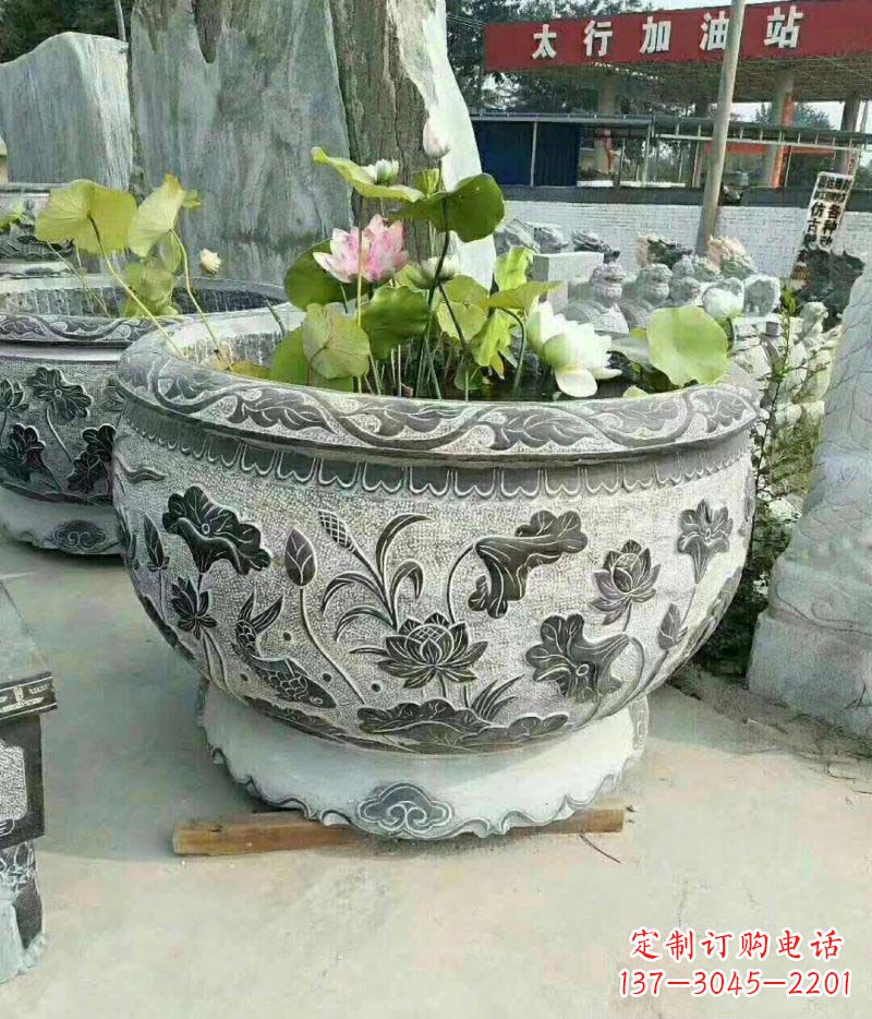 常州仿古石雕荷花水缸——精美的艺术品