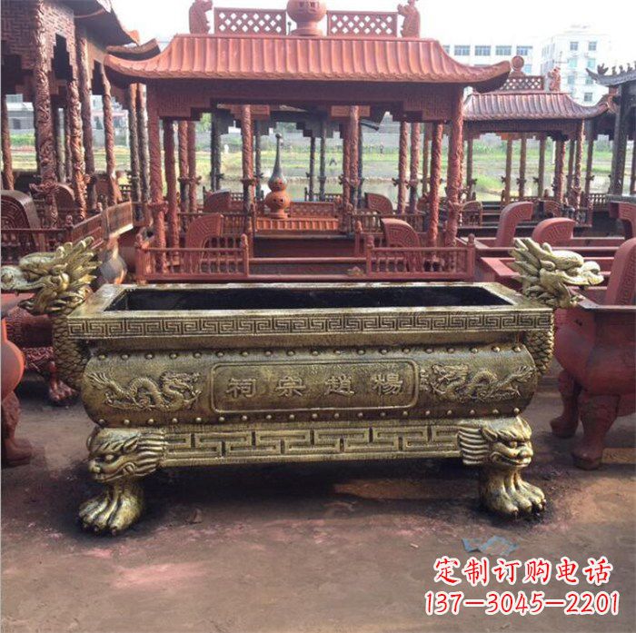 常州精美麒麟雕塑——浮雕铜香炉