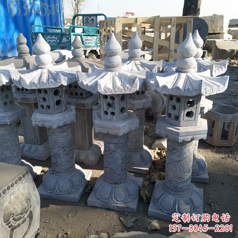 常州高墩青石中式灯笼雕塑