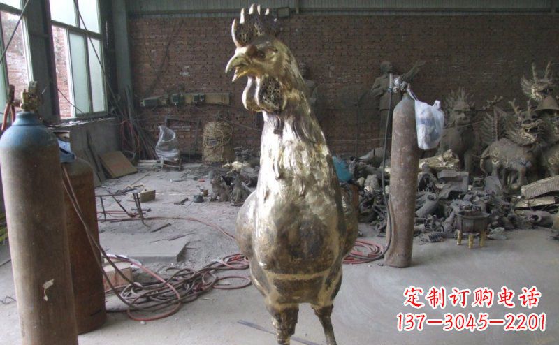 常州雕刻公鸡铜雕,铸就艺术之美