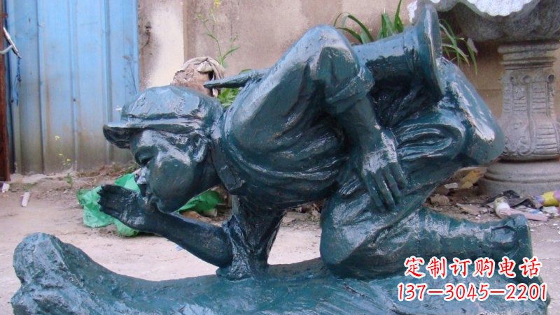 常州传统文化符号——小红军冲锋号雕塑