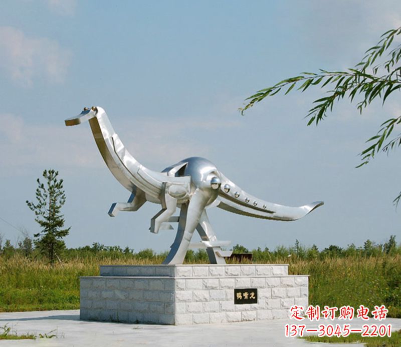 常州特大不锈钢抽象恐龙雕塑