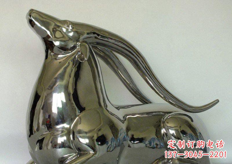 常州中领雕塑定制公园装饰不锈钢羚羊雕塑