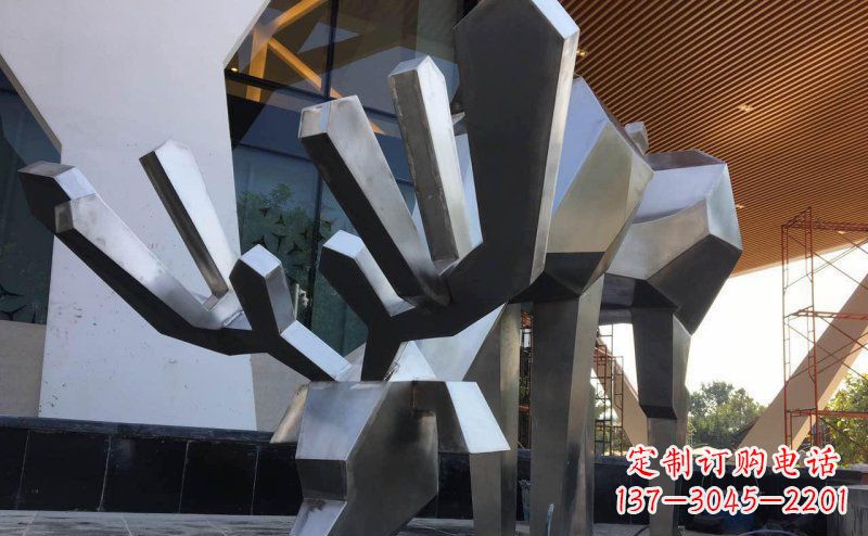 常州聚体雕塑抽象几何驯鹿
