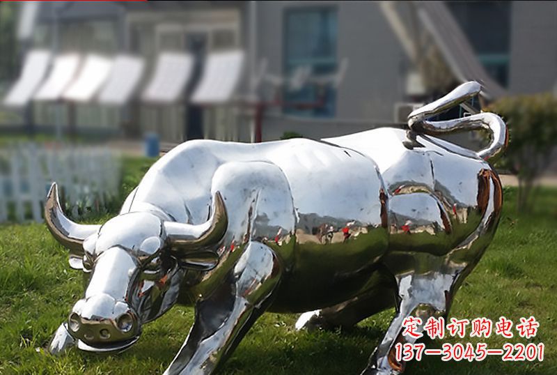 常州精致美观的高端不锈钢动物牛雕塑