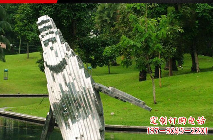常州温馨活泼的不锈钢动物企鹅雕塑