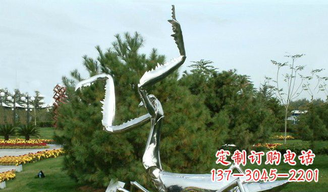 常州不锈钢螳螂雕塑