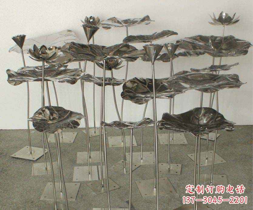 常州精美装饰不锈钢莲叶雕塑