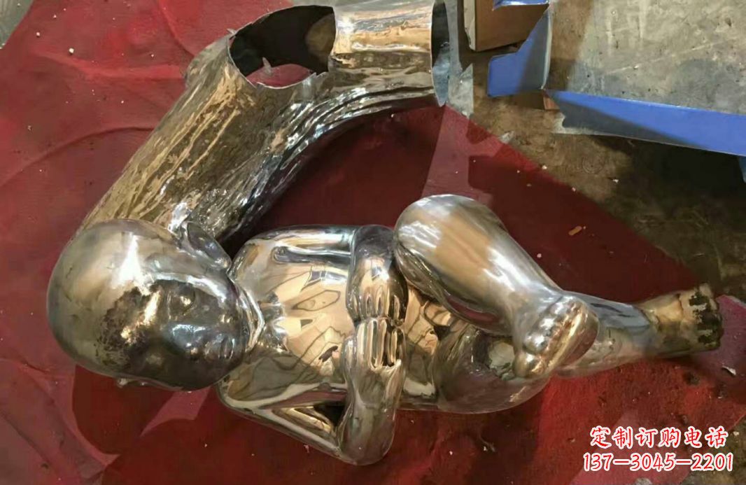 常州风格时尚可爱的不锈钢儿童雕塑