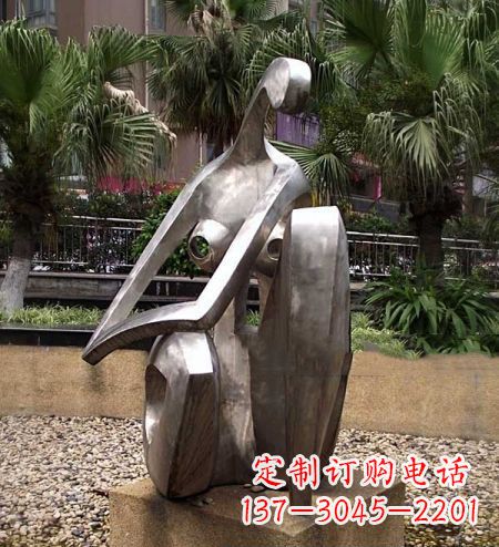 常州现代艺术风格的不锈钢女人雕塑