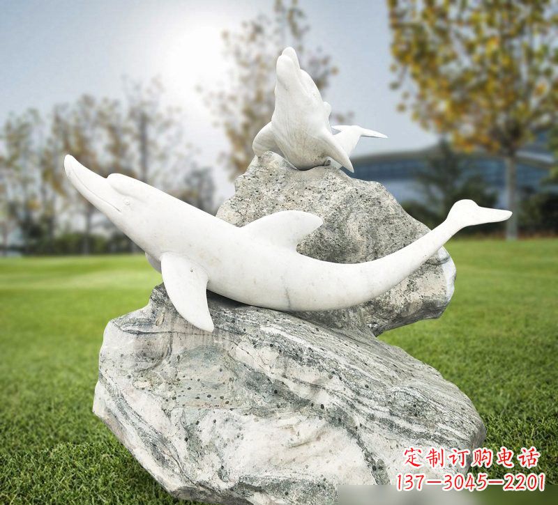 常州中领雕塑设计之海豚石雕