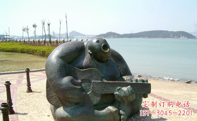 常州音乐驻足,公园弹吉他铜雕