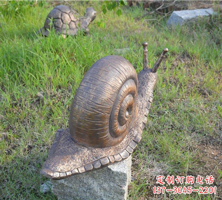 常州全新玻璃钢材质仿真铜蜗牛雕塑