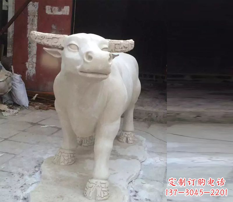常州公园动物景观石雕牛
