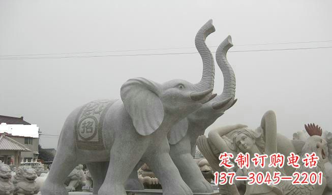 常州公园动物长鼻大象石雕