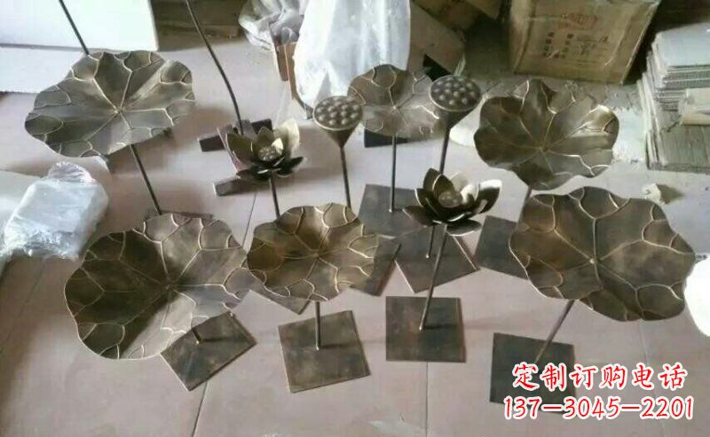常州精美荷叶锻铜雕塑