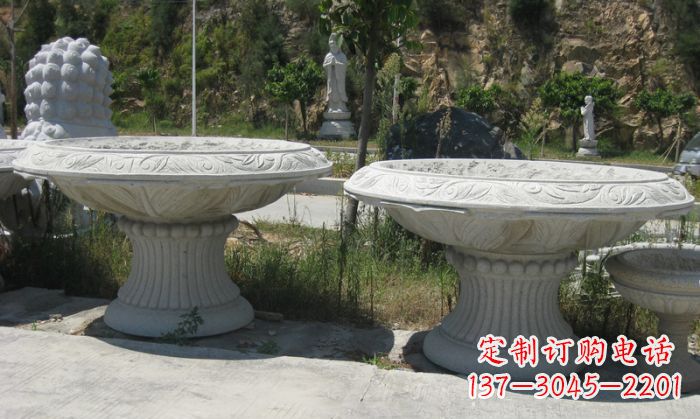 常州美轮美奂的大理石花盆雕塑
