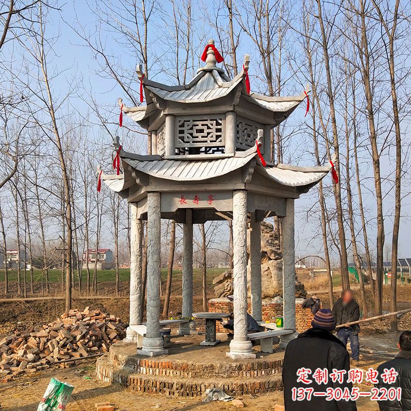 常州和谐统一的双层石雕凉亭