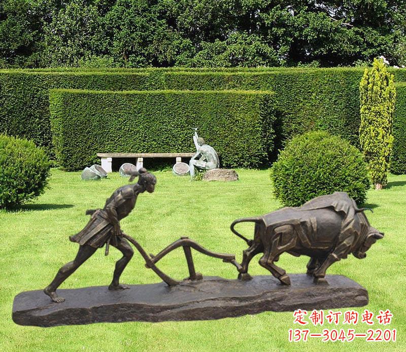 常州古典风格牛雕塑,新时代艺术装点