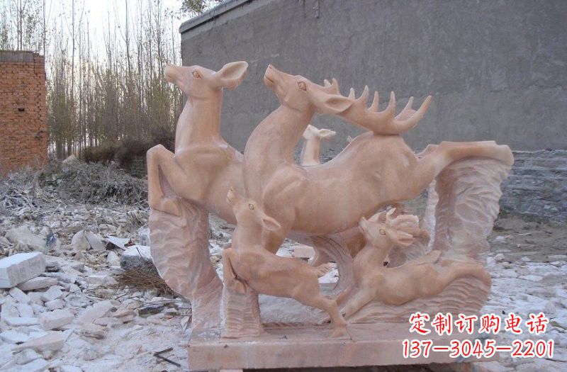常州脱颖而出的公园梅花鹿群石雕