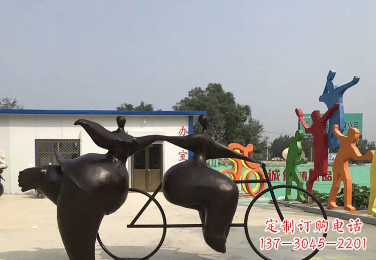 常州青春无悔,精致自行车雕塑