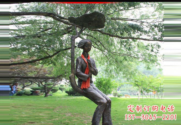 常州可爱迷人的美女雕塑