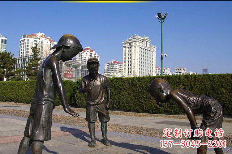 常州玻璃钢陀螺雕塑