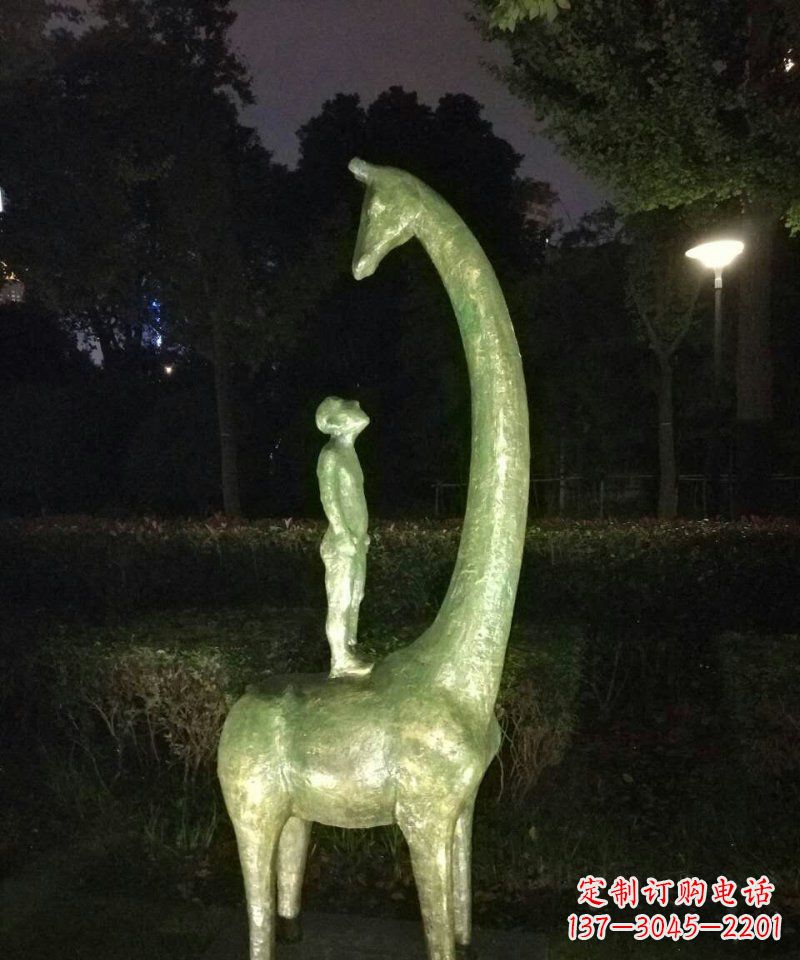 常州壮观绝伦的长颈鹿雕塑