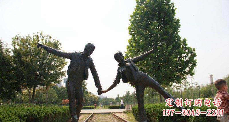 常州浪漫之旅——情侣铜雕定制