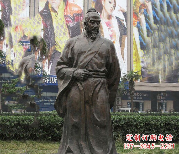 常州传承历史,激发灵感——李时珍铜雕