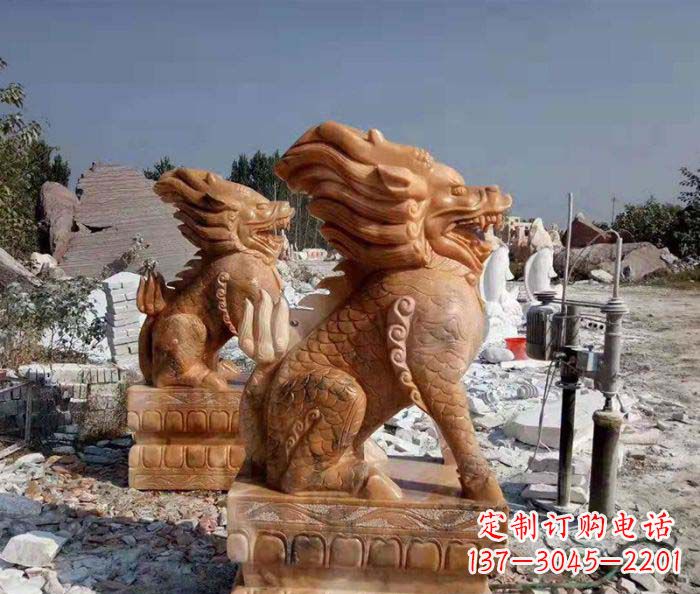 常州精美绝伦,古典神兽晚霞红石雕麒麟